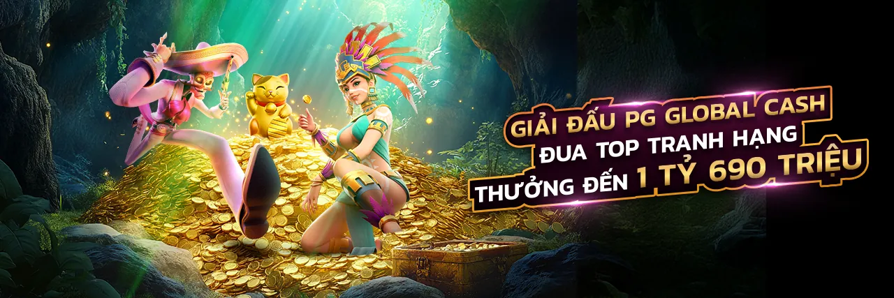 Sân vận động đầy khán giả, trận đấu bóng đá căng thẳng